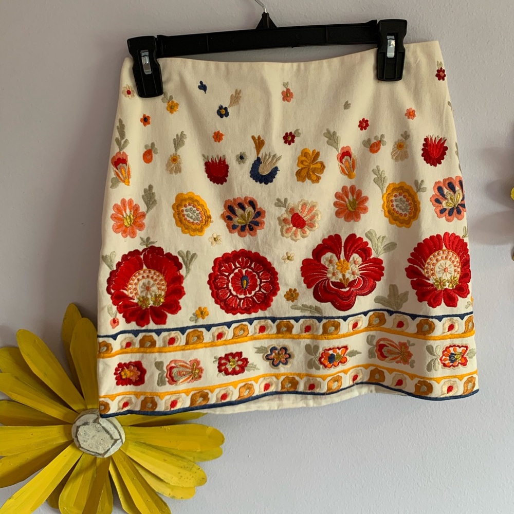 TOP SHOP EMBROIDERED SKIRT